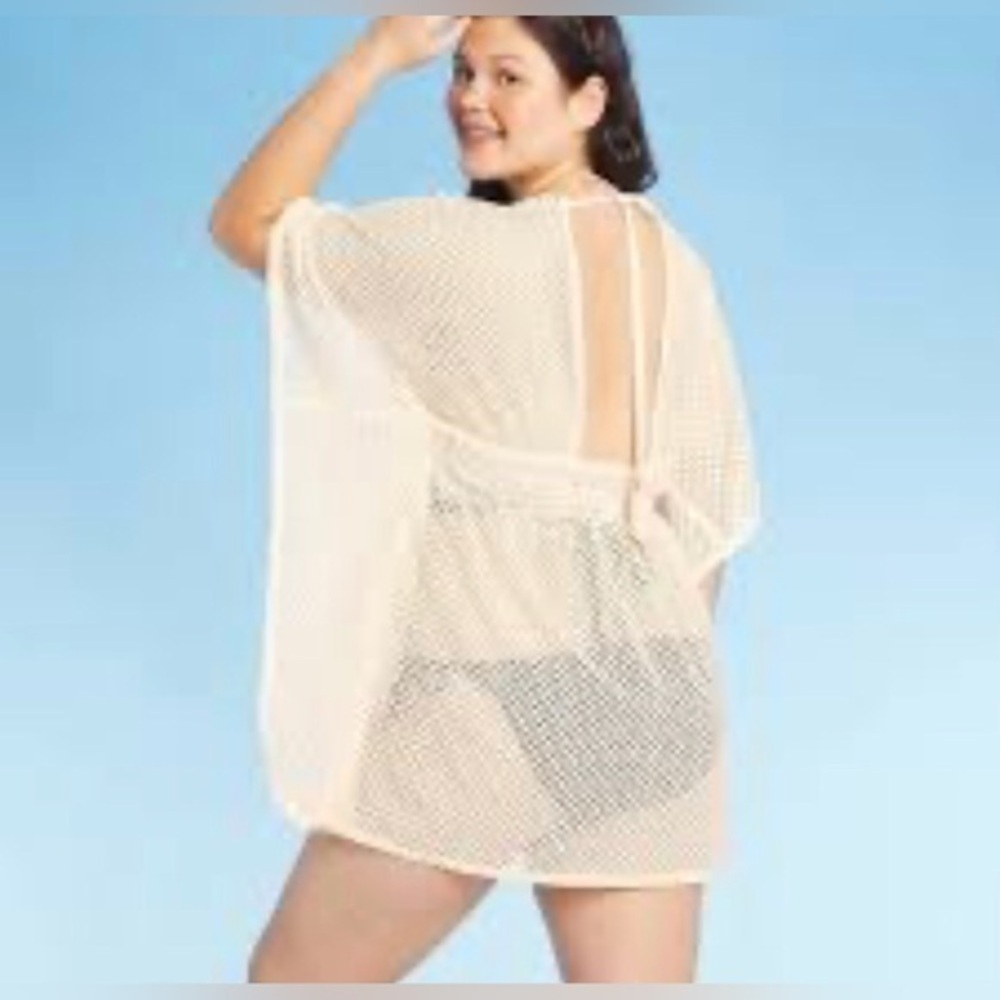 NEW  Xhilaration Cream Deep plunge V Neck lace pool Swimsuit Cover Up size small